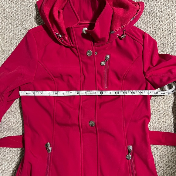 Betsy Johnson, fushia pink rain coat - Picture 7 of 7